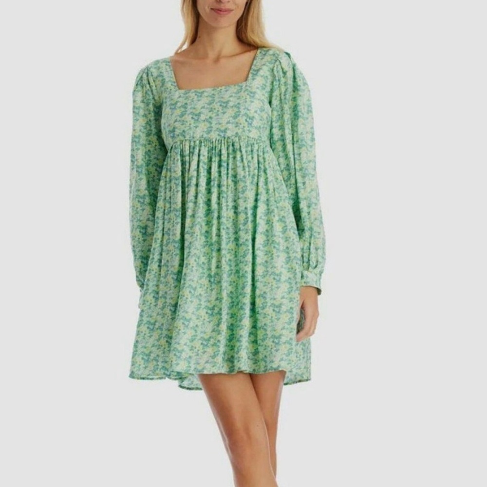 Moon River Green Floral Long Sleeve Babydoll Mini Dress